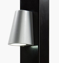 Купить Элегантное LED-освещение Locinox (Бельгия) TRICONE для ворот, цвета zilver и 9005 (черный) в Белогорске